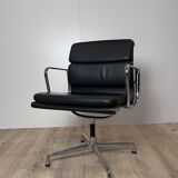 Armchair / Conference Chair By Charles & Ray Eames / Used