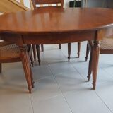 Table à manger ovale et 4 chaises