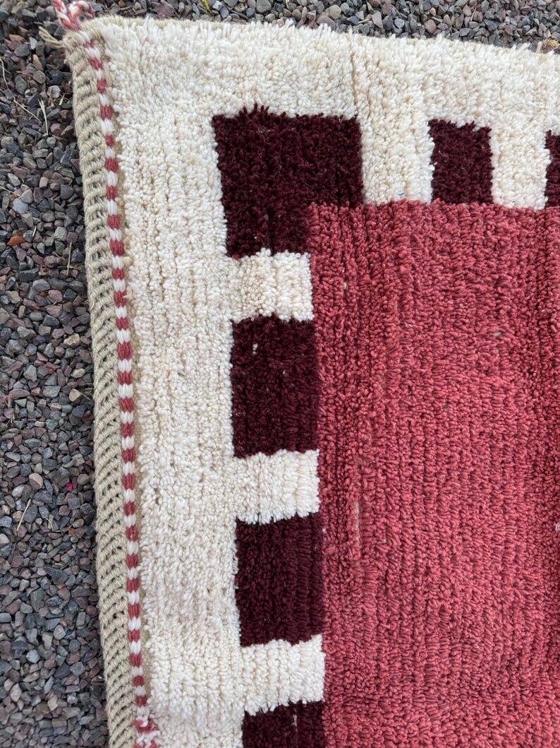 Traditional handmade pure wool Berber rug size 2.5/3.5 m