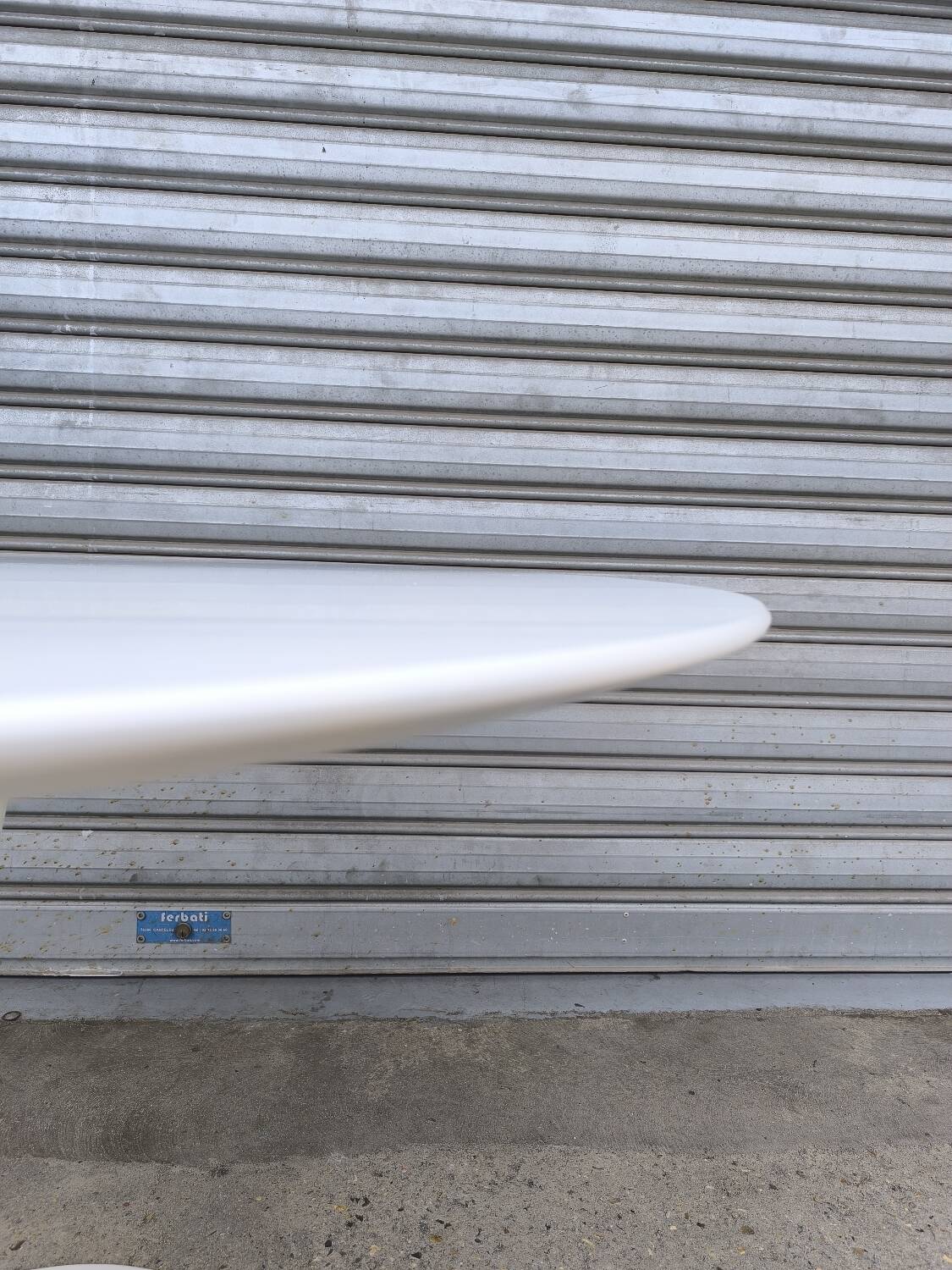 Knoll table by Eero Saarinen