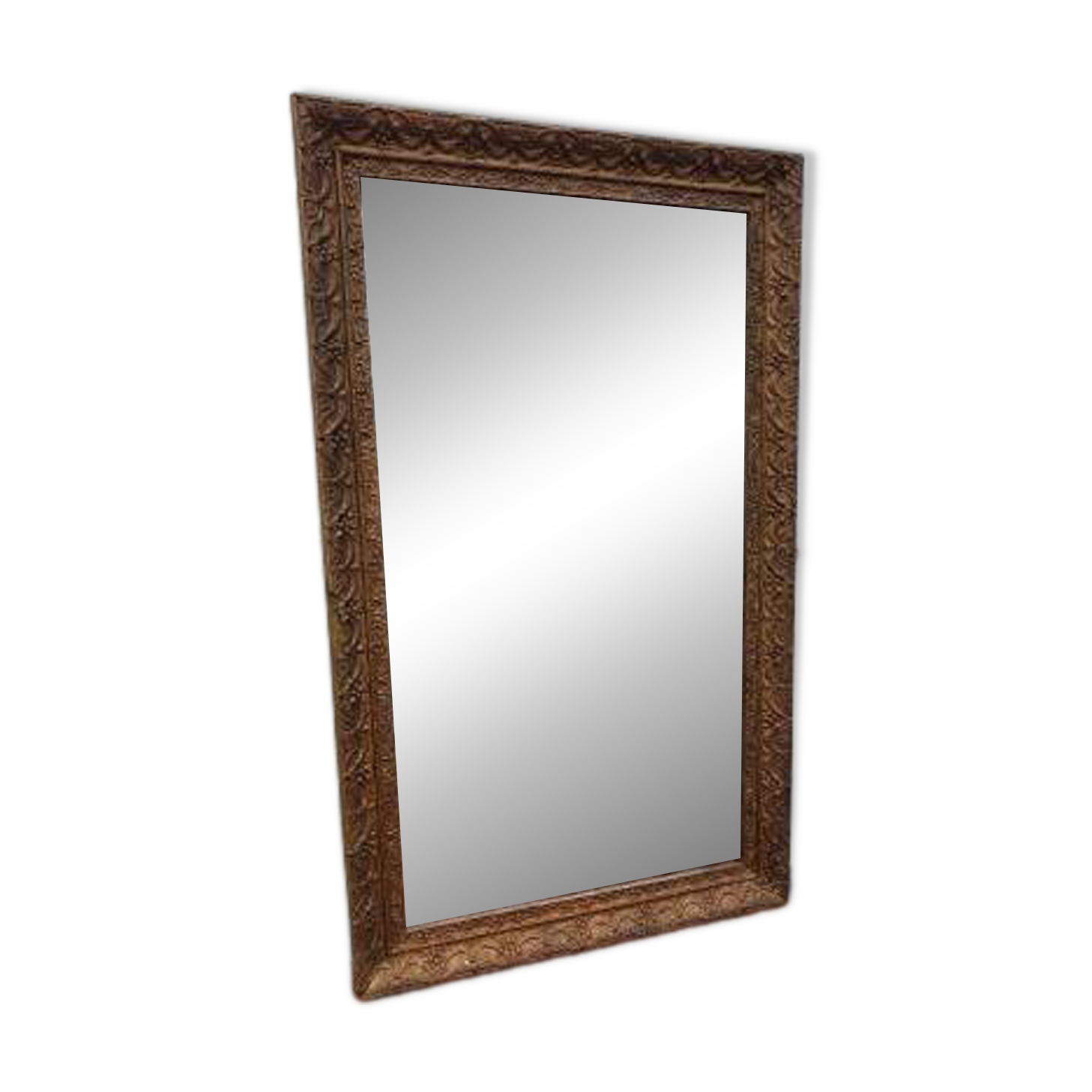 19th-century fireplace mirror in gilded wood and stucco.
