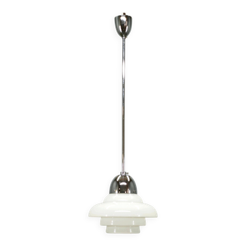 Lustre en verre opalin et chrome Art Déco Bauhaus des années 1930
