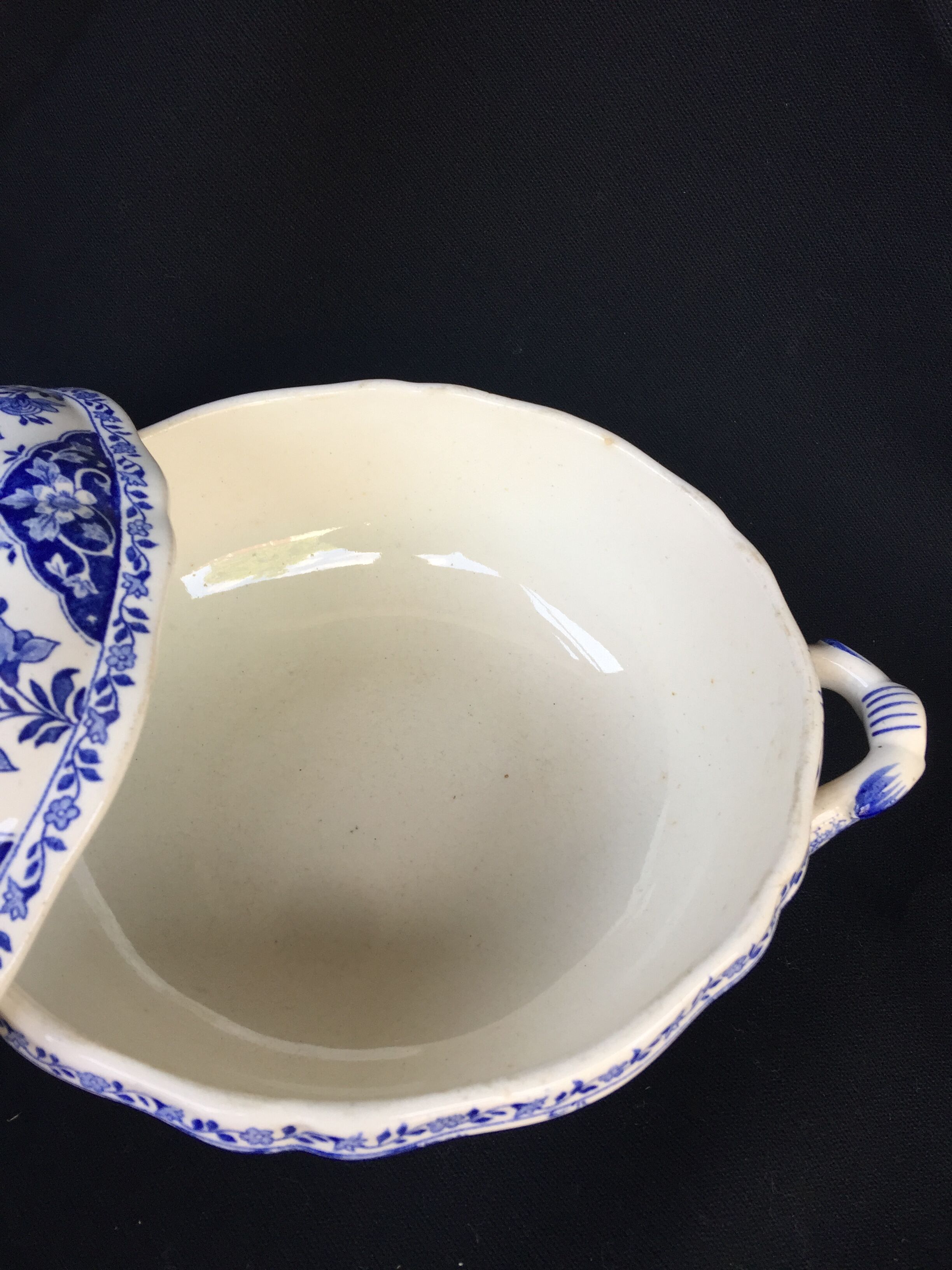 Soup bowl in Gien earthenware