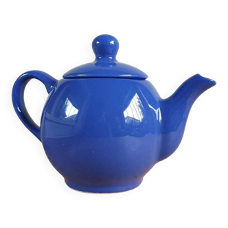 Blue teapot