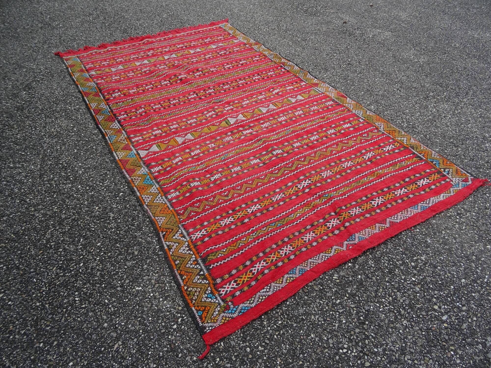 Handmade Berber Tuareg rug 233 x 133 cm