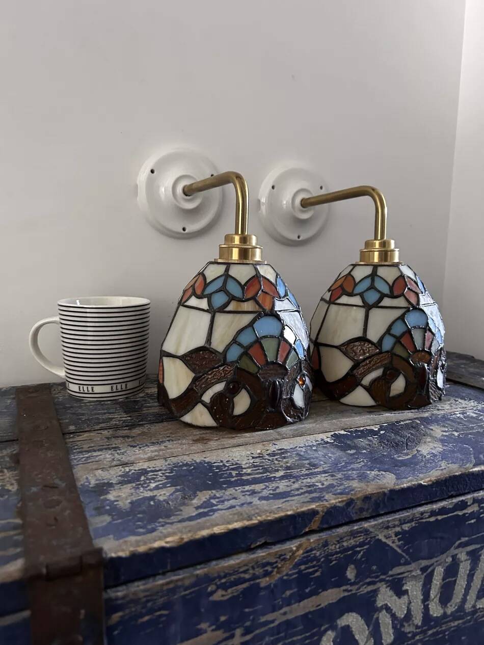 Paire d’appliques murales vitrail