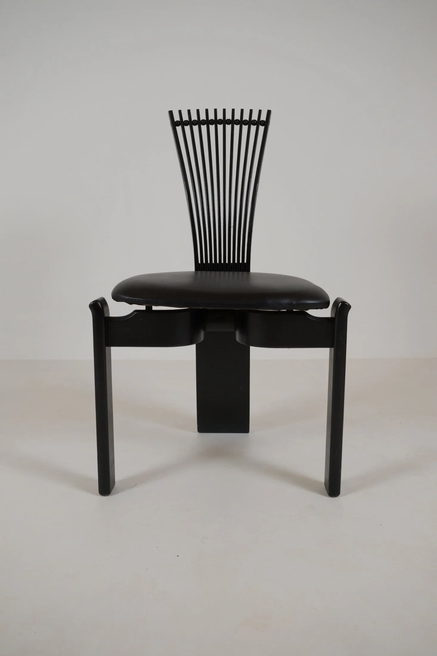Set of 4 dining chairs "Totem" by Torstein Nilsen