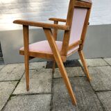 Scandinavian-style retro chair - pink velvet