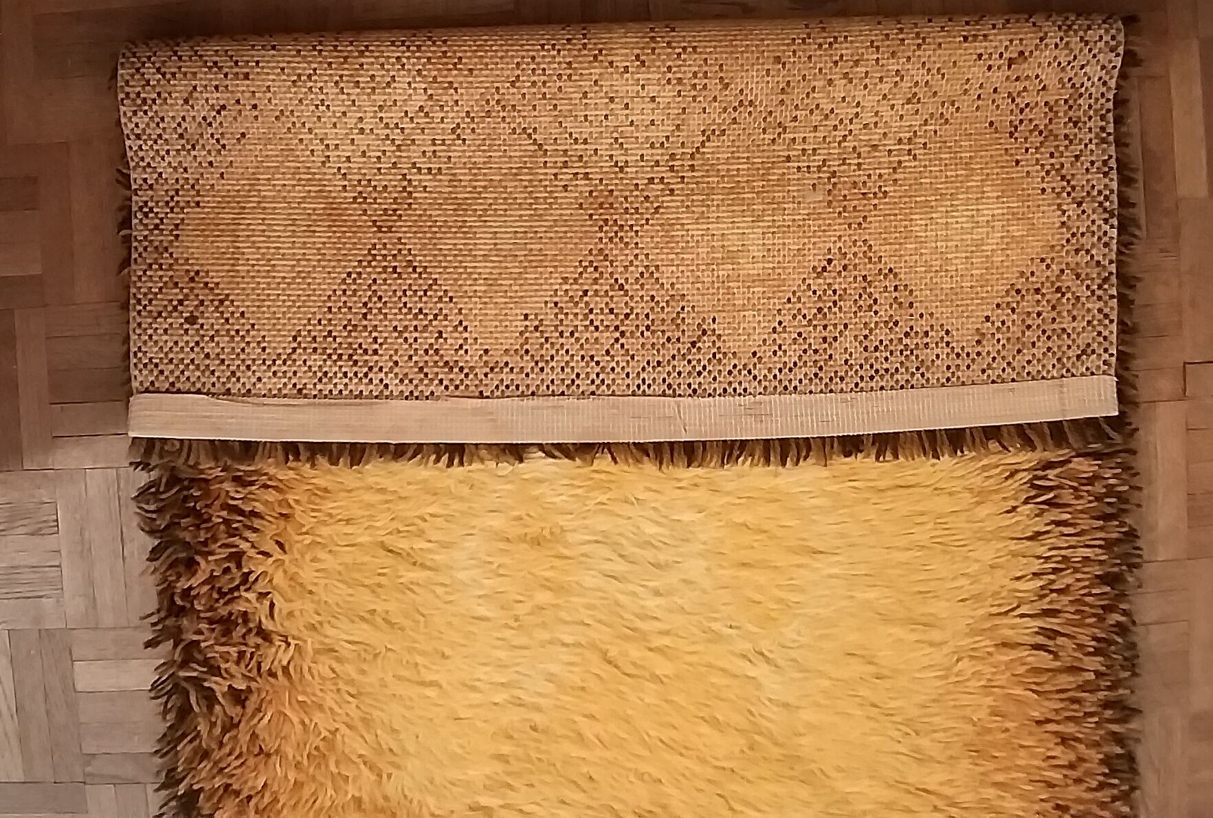 Vintage Desso rug from 1970 made in the Netherlands