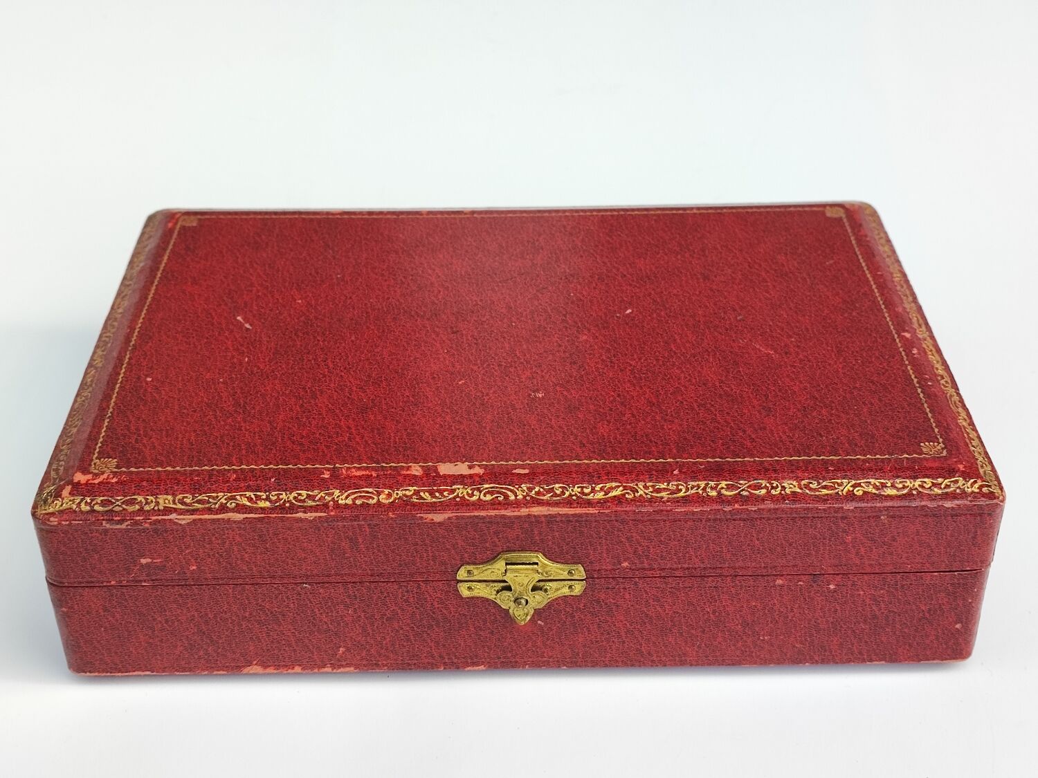 Boxed set of indonesion silver spoons