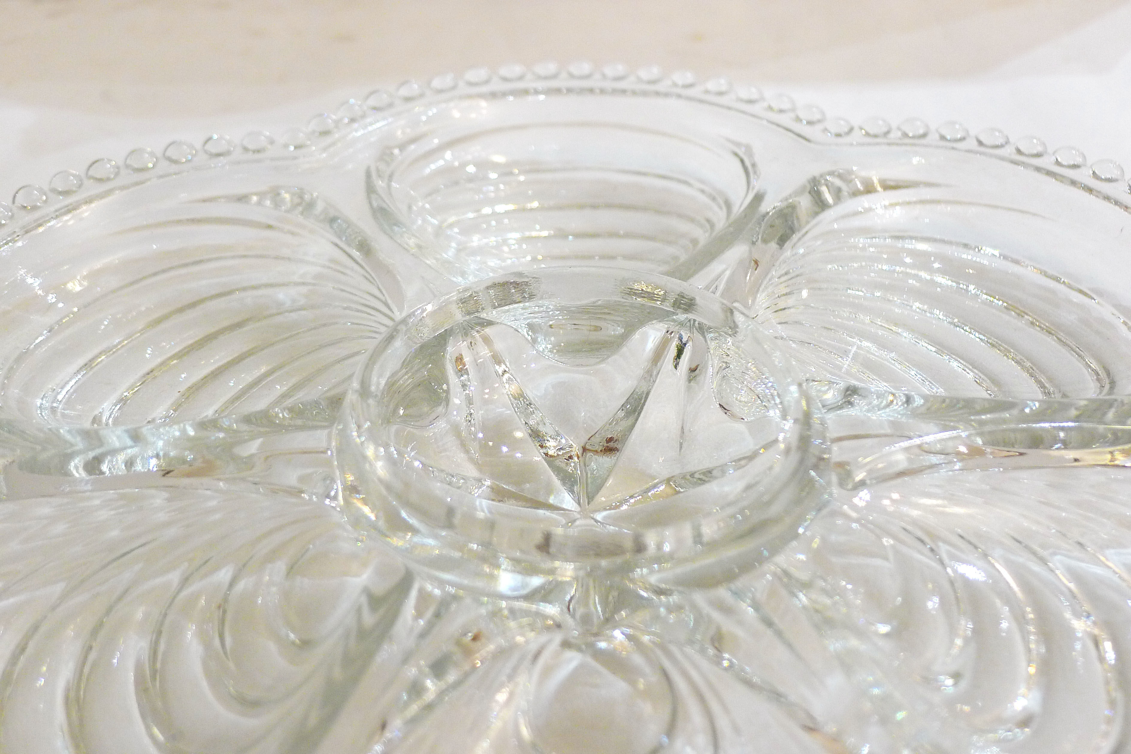 Pair of oyster plates