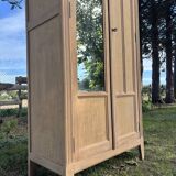 Armoire parisienne
