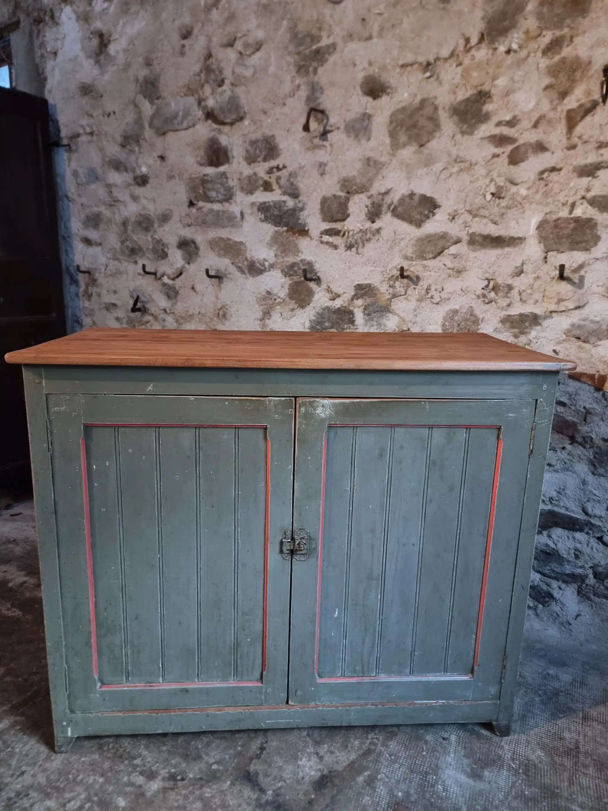Vintage French pine sideboard – 1930s/1950s