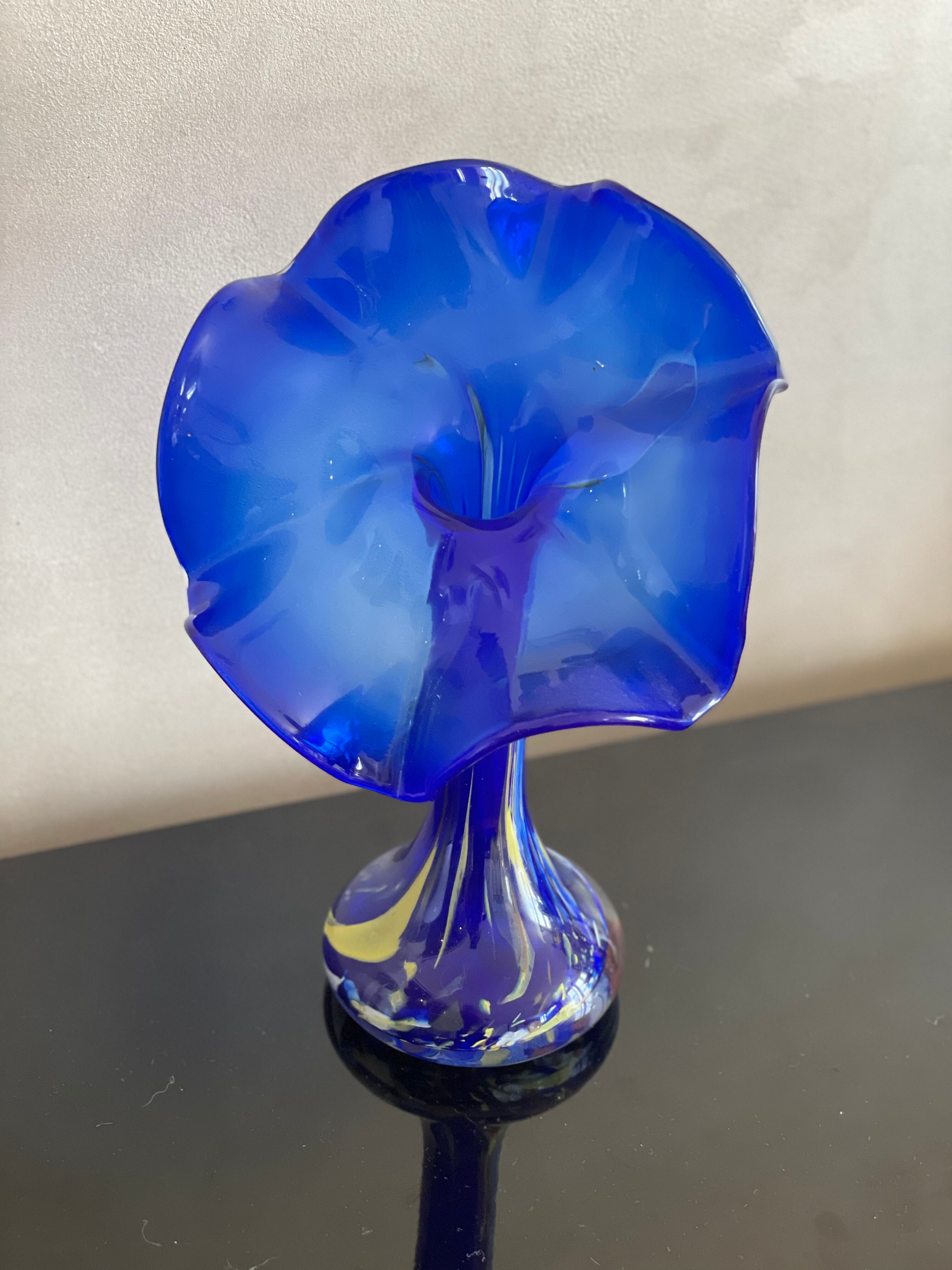 Opaline vase shape blue flower