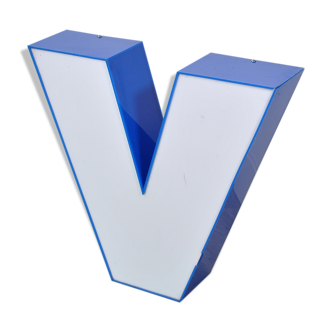 Letter sign plexi "V" 1980