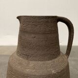 Brutalist German vase on a mid-century stand by Krösselbach Keramik, 1960s.