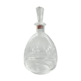 Carafe ronde en verre ciselé