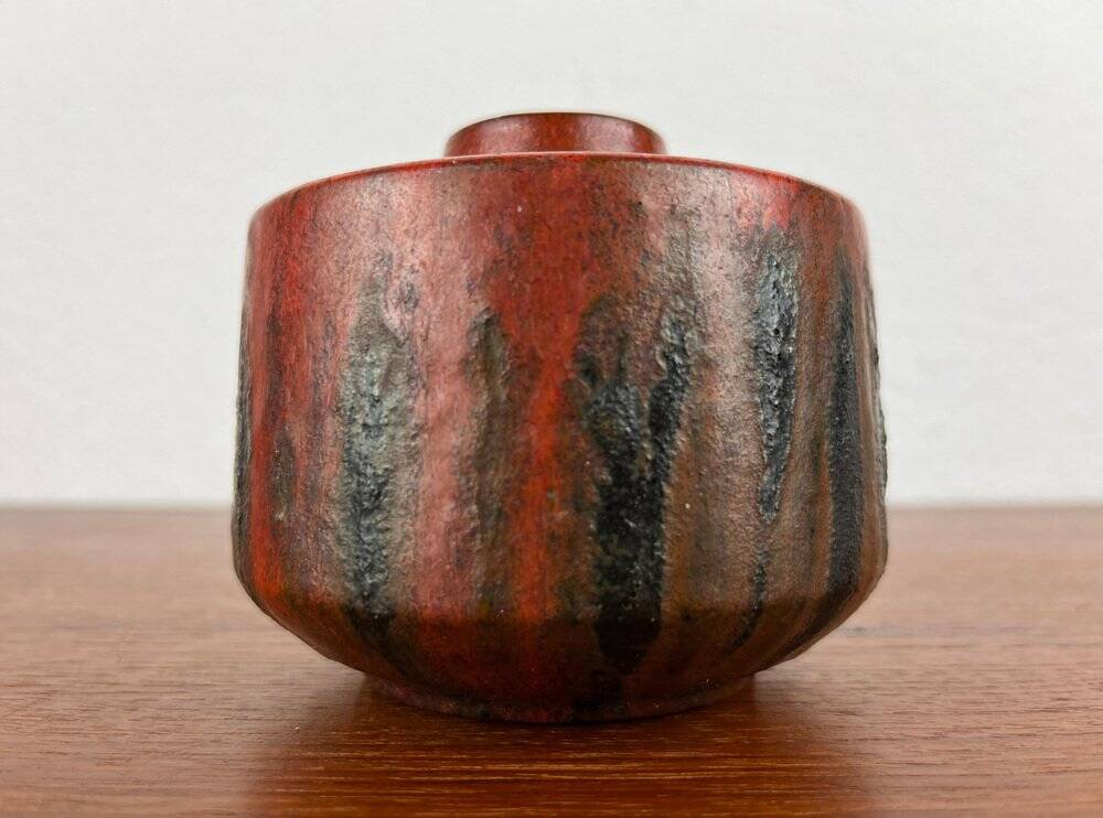 Brutalist studio pottery vase by Lu and Gerd Grove, 1964.