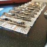 11 glass knife holders