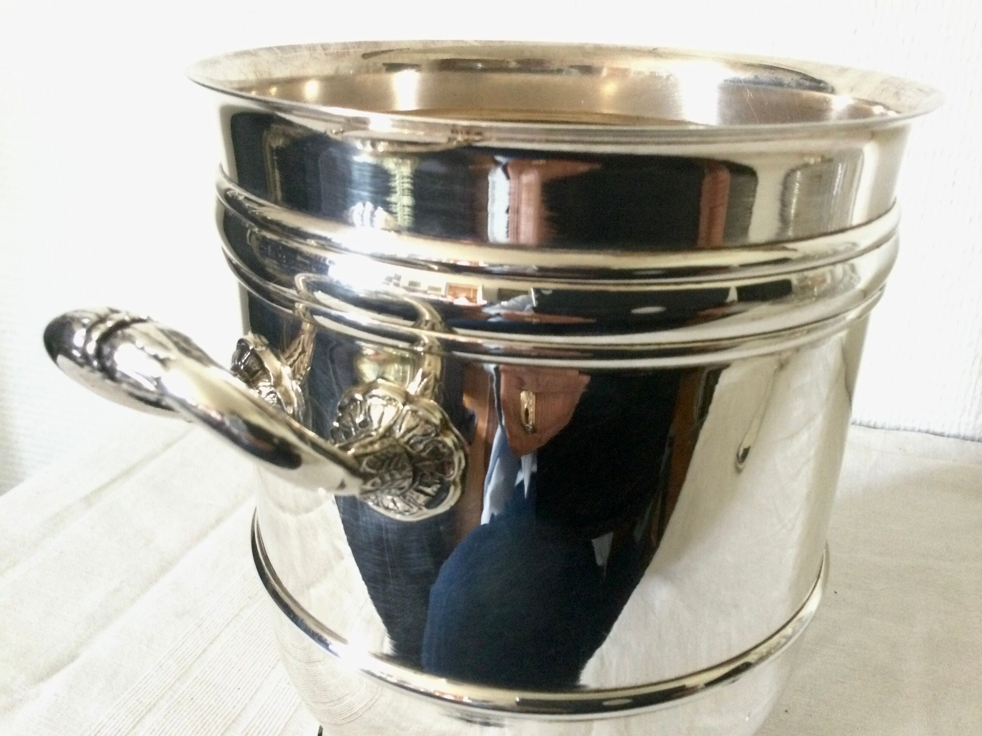 Silver metal ice bucket from Christofle House