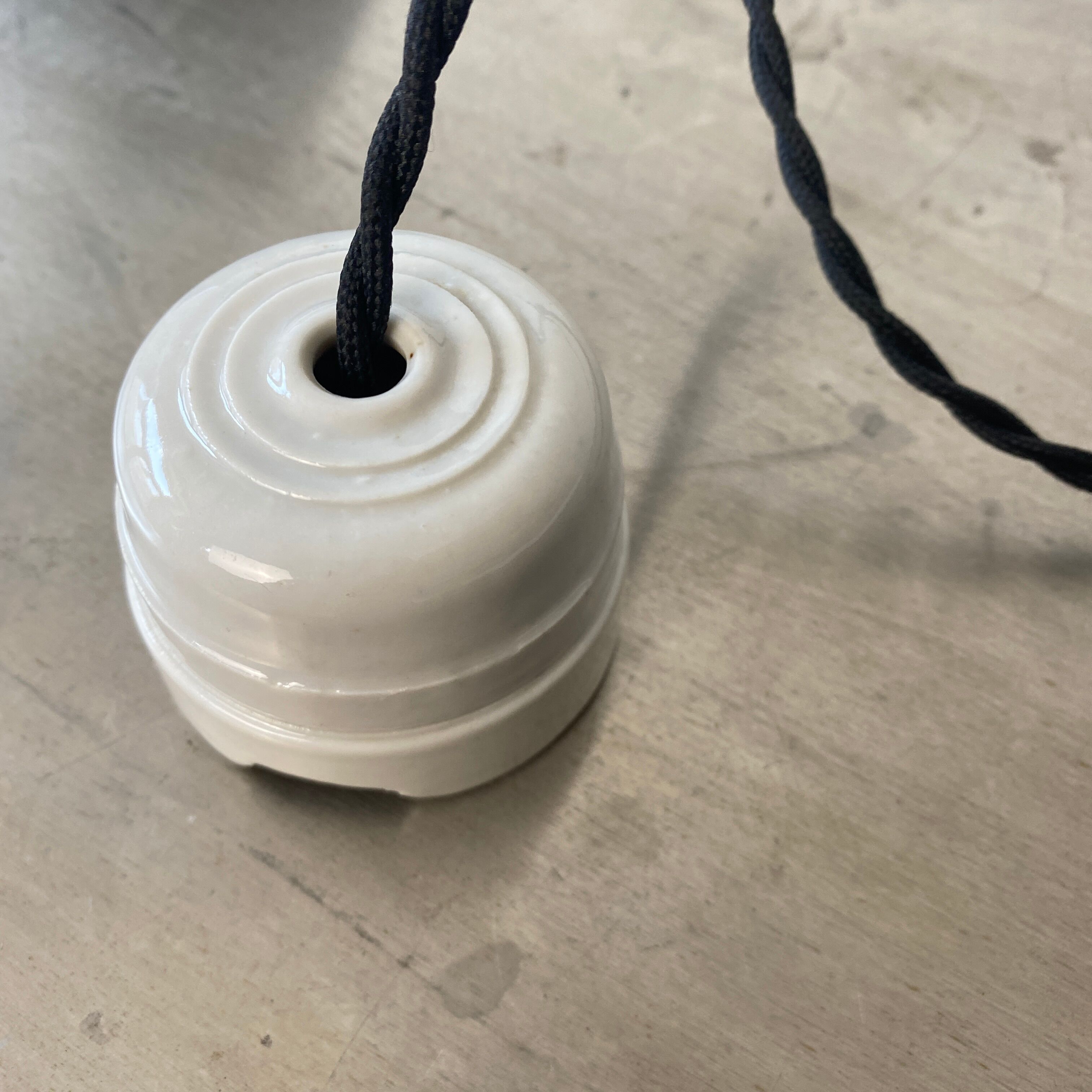 Lot 3 old conical suspensions in industrial steel