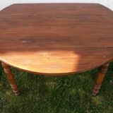 Round table with beech and pine flaps
