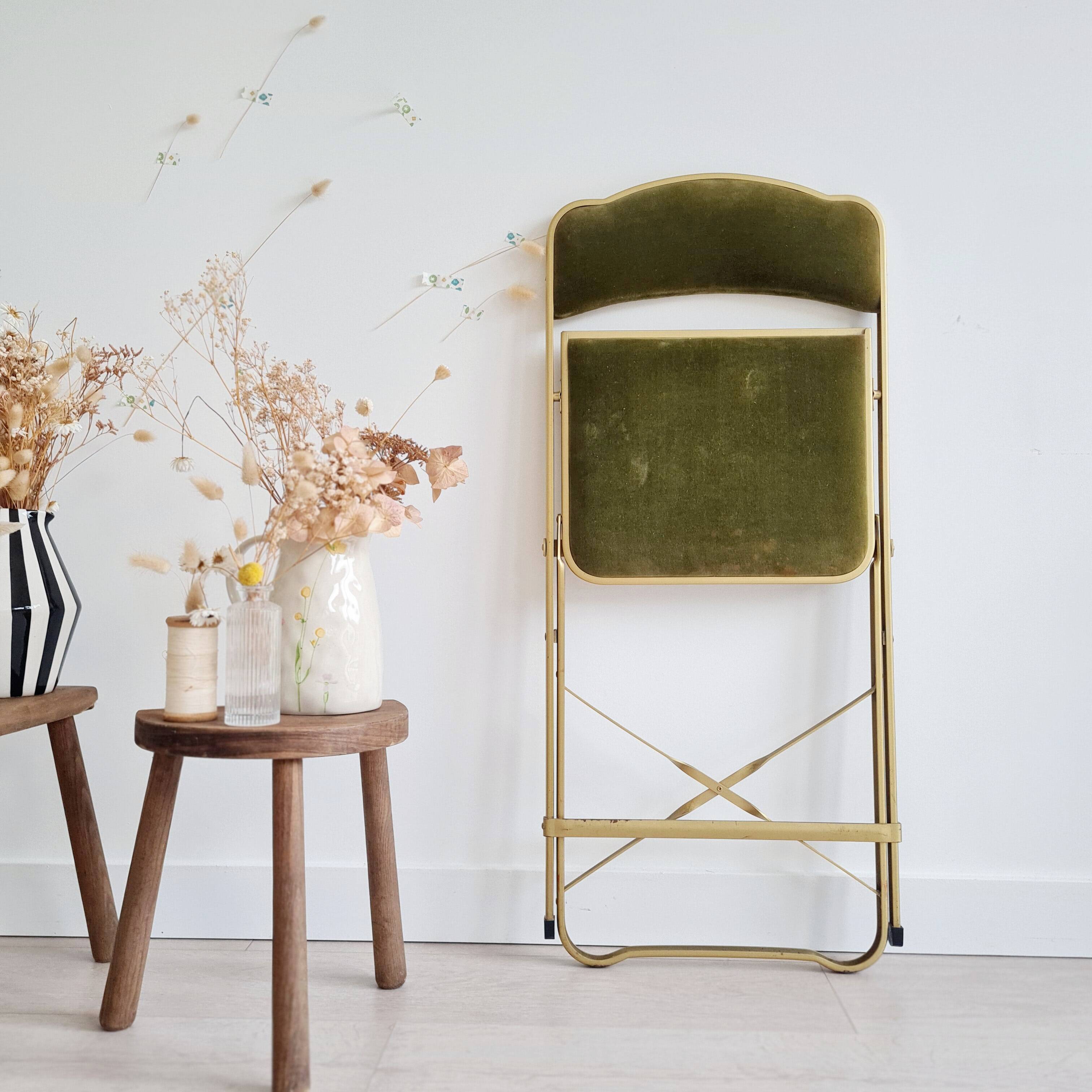 Chaise pliante ancienne velours vert