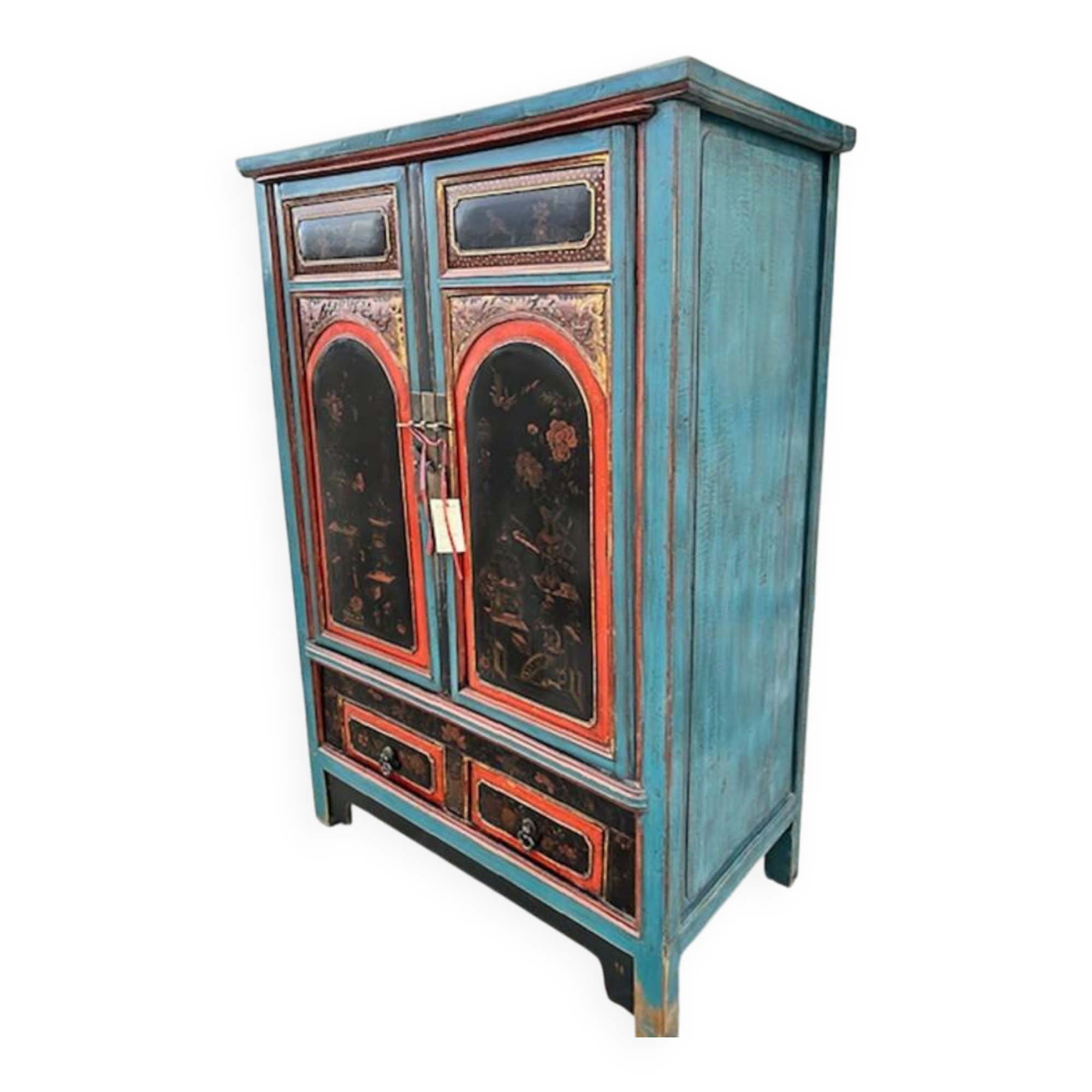Armoire vietnamienne antique restaurée avec soin