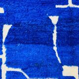 Berber rug in pure wool, handmade, 250x150 cm, made in Morocco.