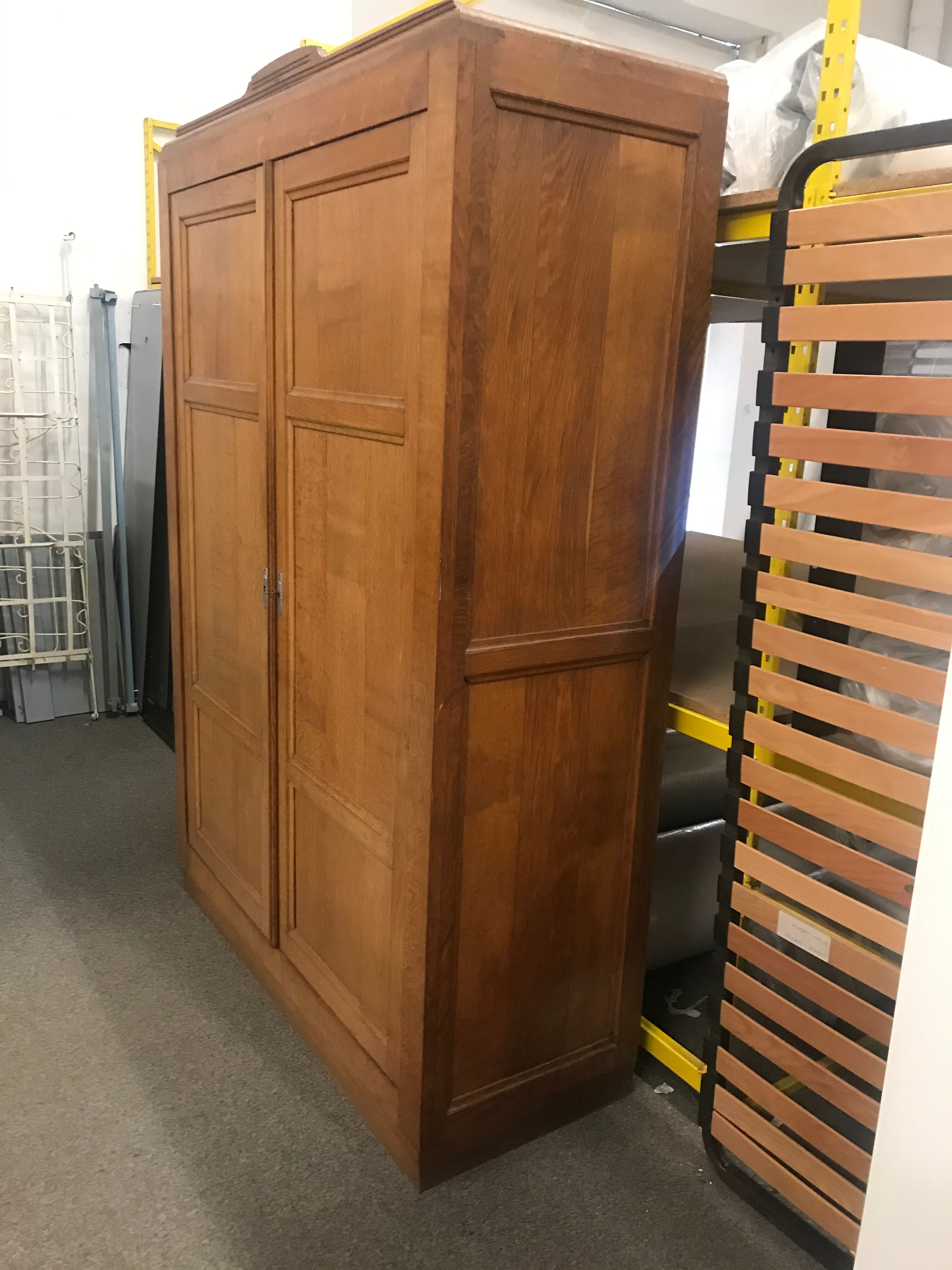 Wardrobe - Vintage solid oak pendant 1950