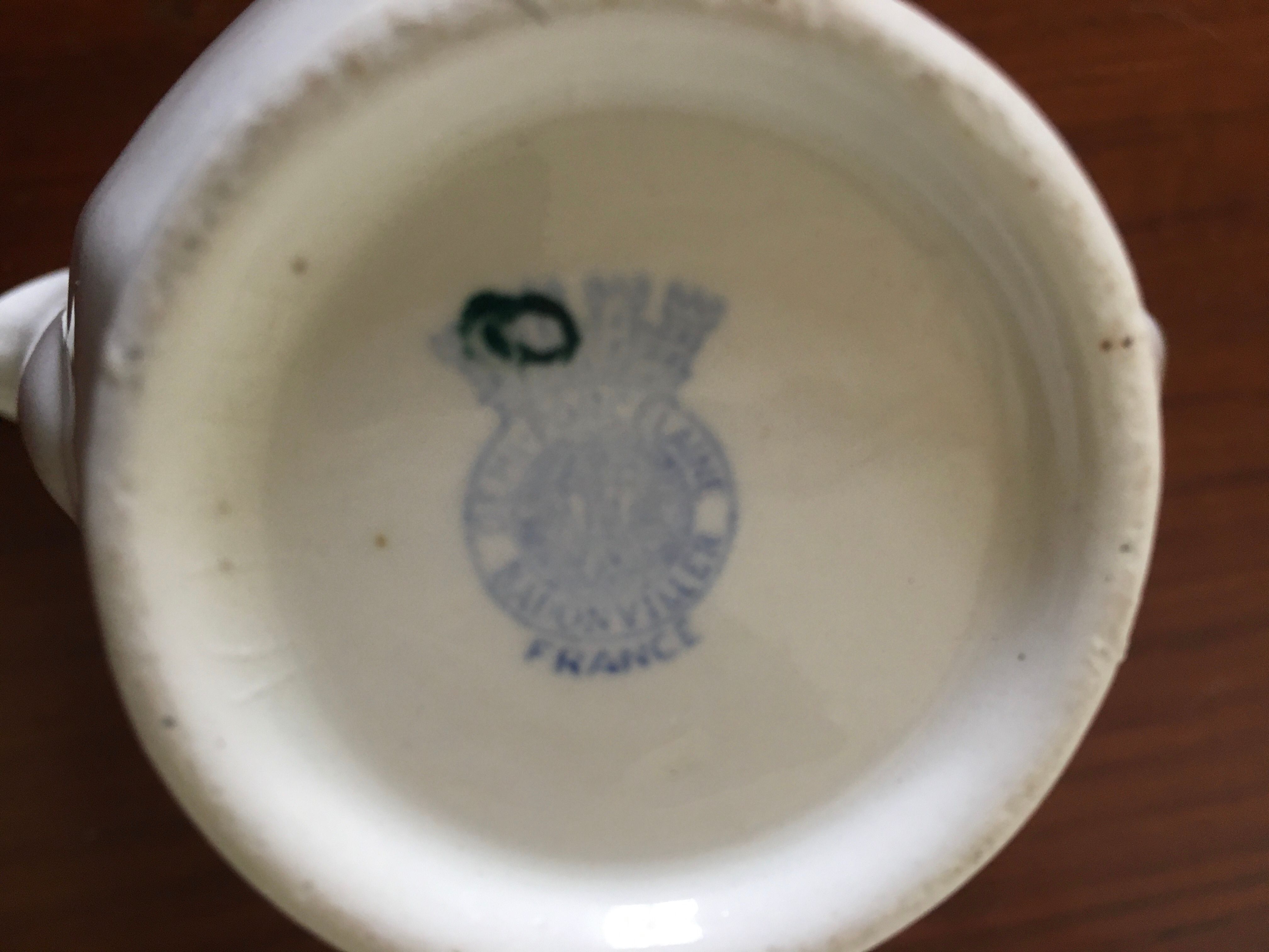 Badonviller milk pot or creamer, rose decoration