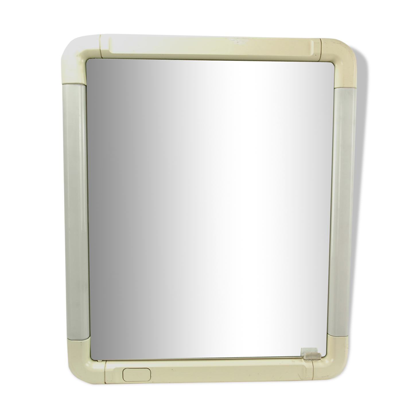 Allibert 1970 pharmacy cabinet