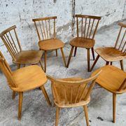 Série Lot de 7 anciennes chaises bistrot