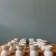Lot de 16 coquetiers diabolo en porcelaine blanche
