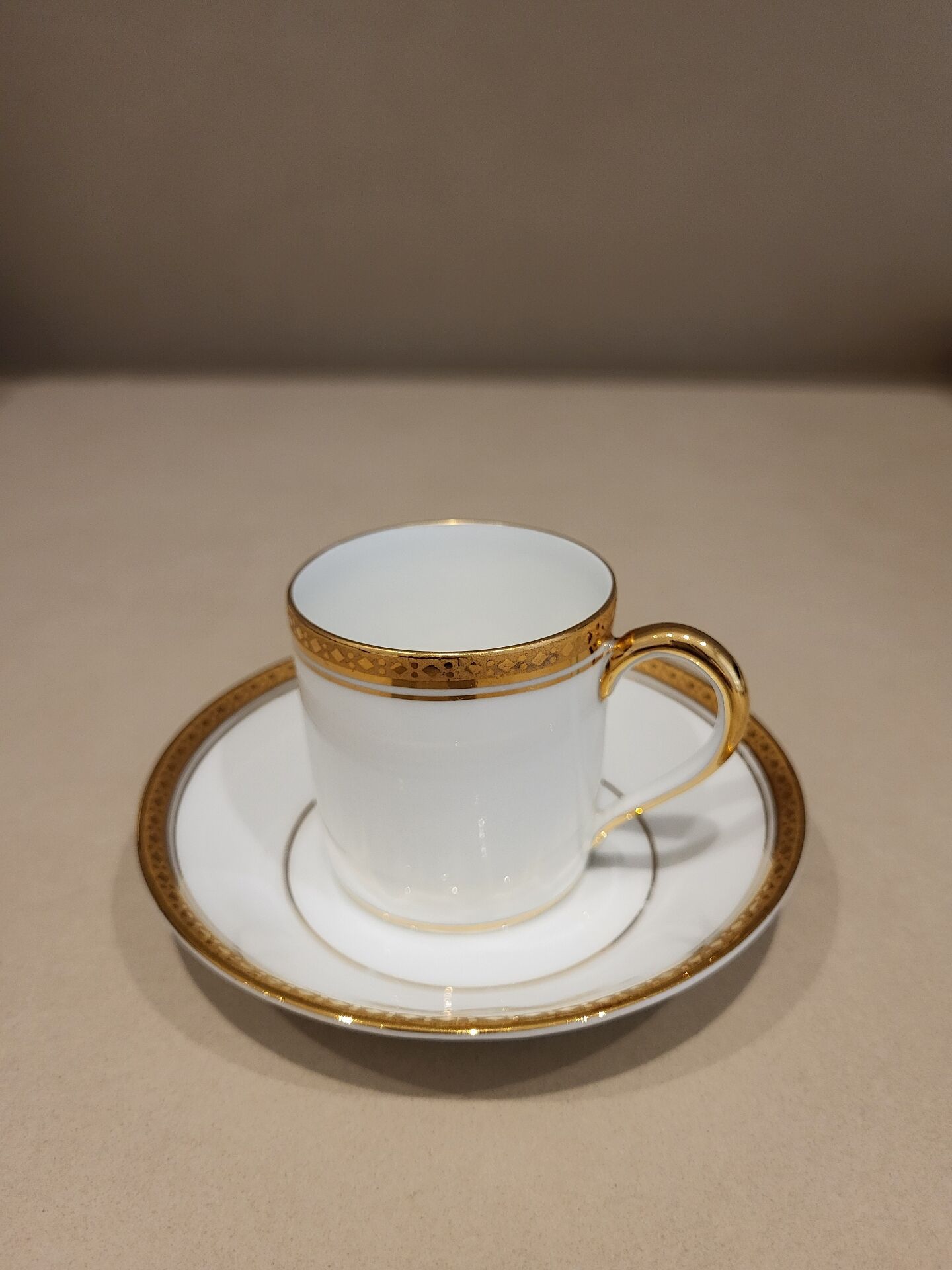 12 coffee cups