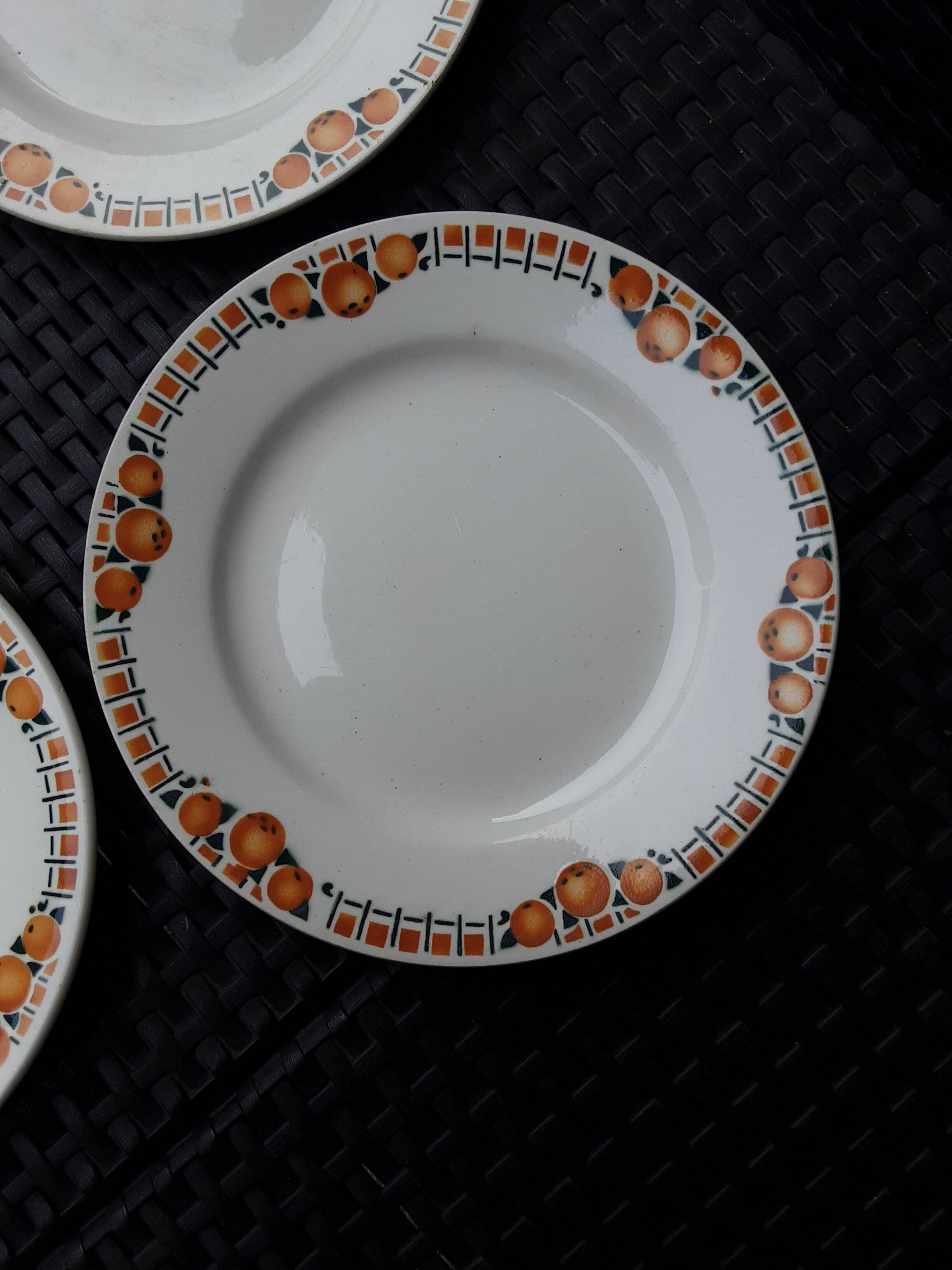 4 vintage flat plates, 22 cm, from St Amand Ceranor, Cotentin pattern