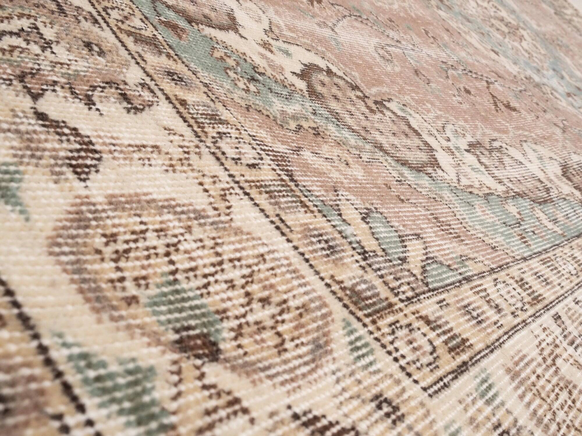 Vintage Turkish handmade rug 159x257 cm