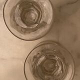 Deux verres de bar anciens