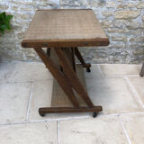 Rolling bar table