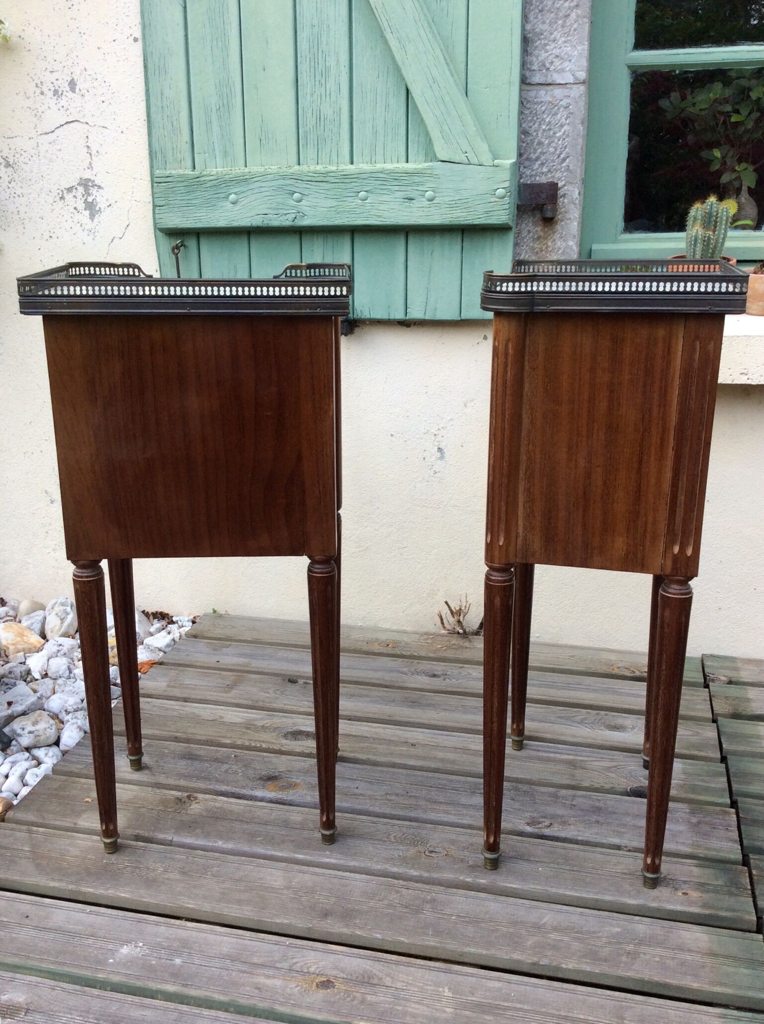 2 bedside tables Louis XVI style