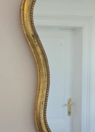 Vintage gold mirror with a Louis XV pediment - 1960s-70s - Height 54 cm