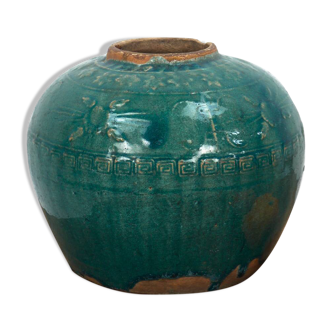 Antique emerald green ceramic vase (c.1820)