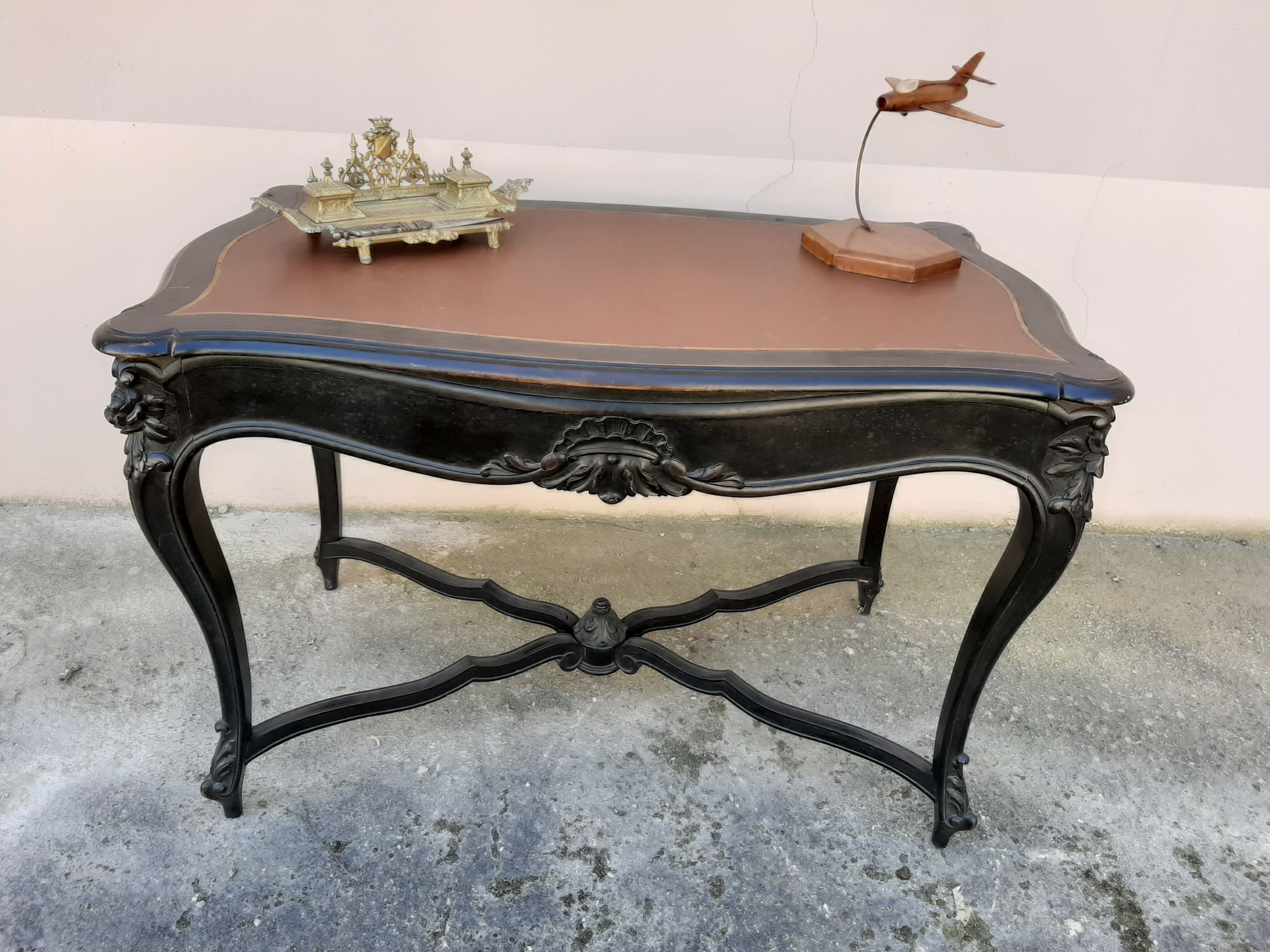 Former Napoleon III desk