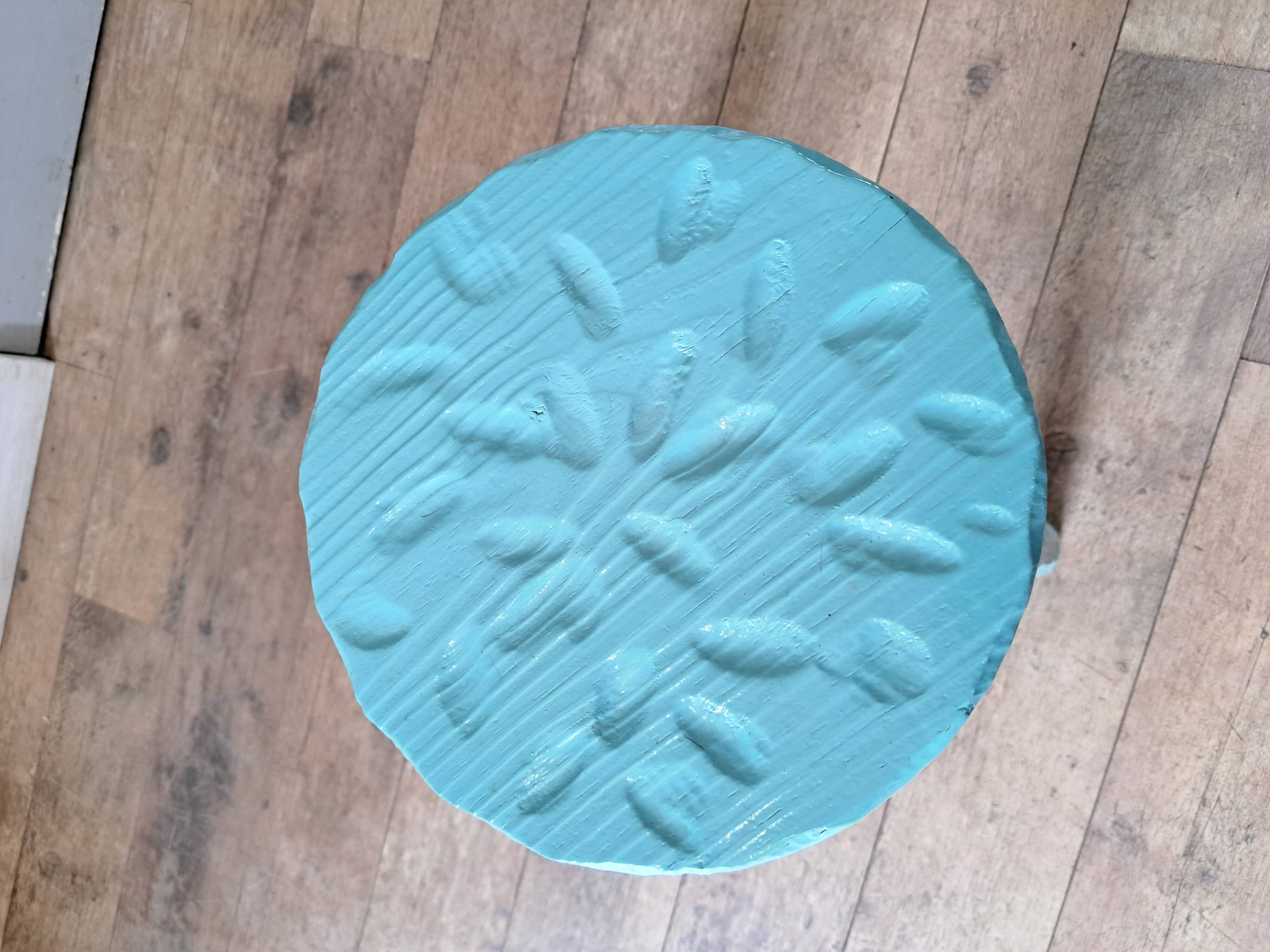 Tripod stool