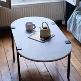 Tiptoe design coffee table