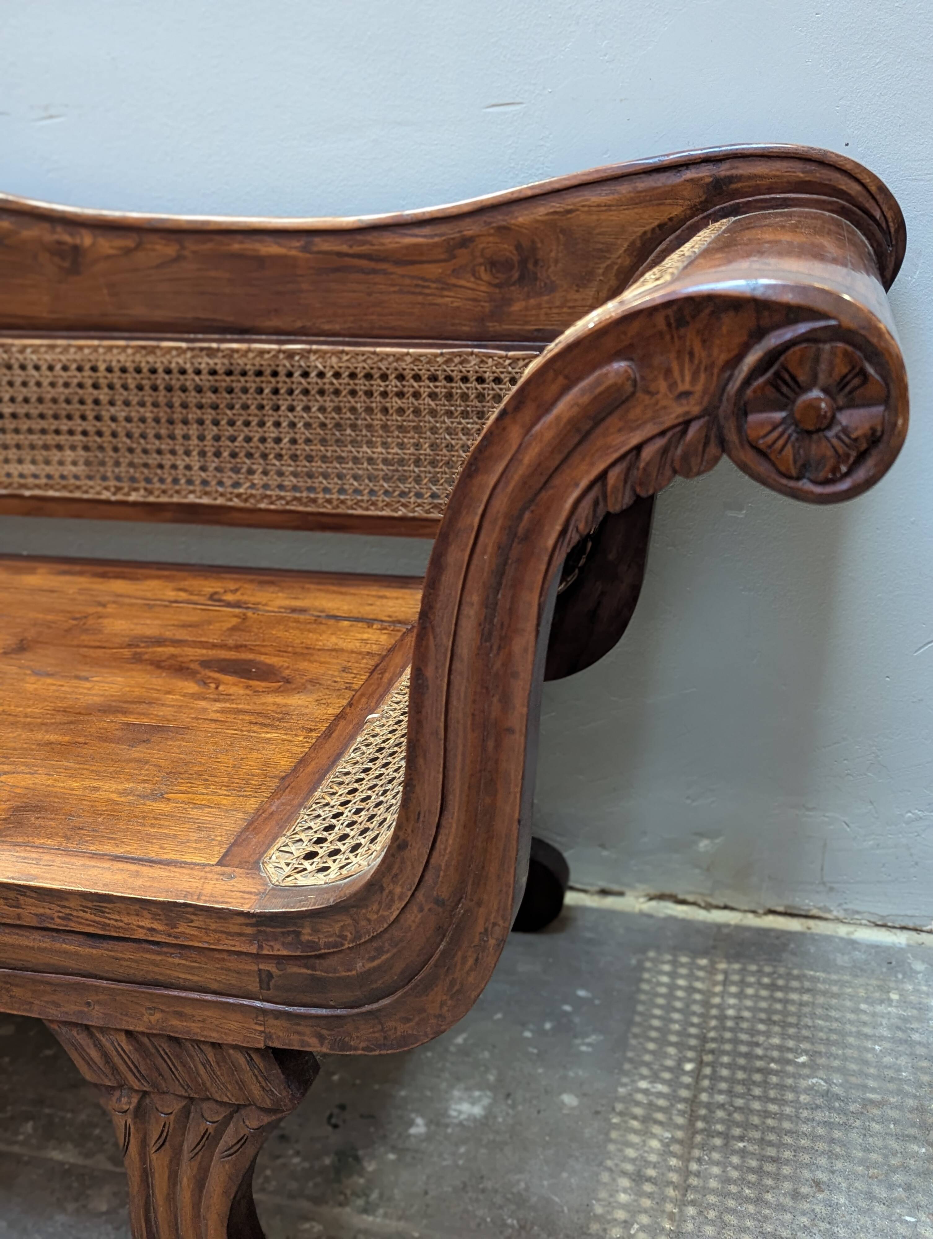 Very large colonial bans