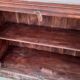 Buffet long en bois avec portes anciennes vertes