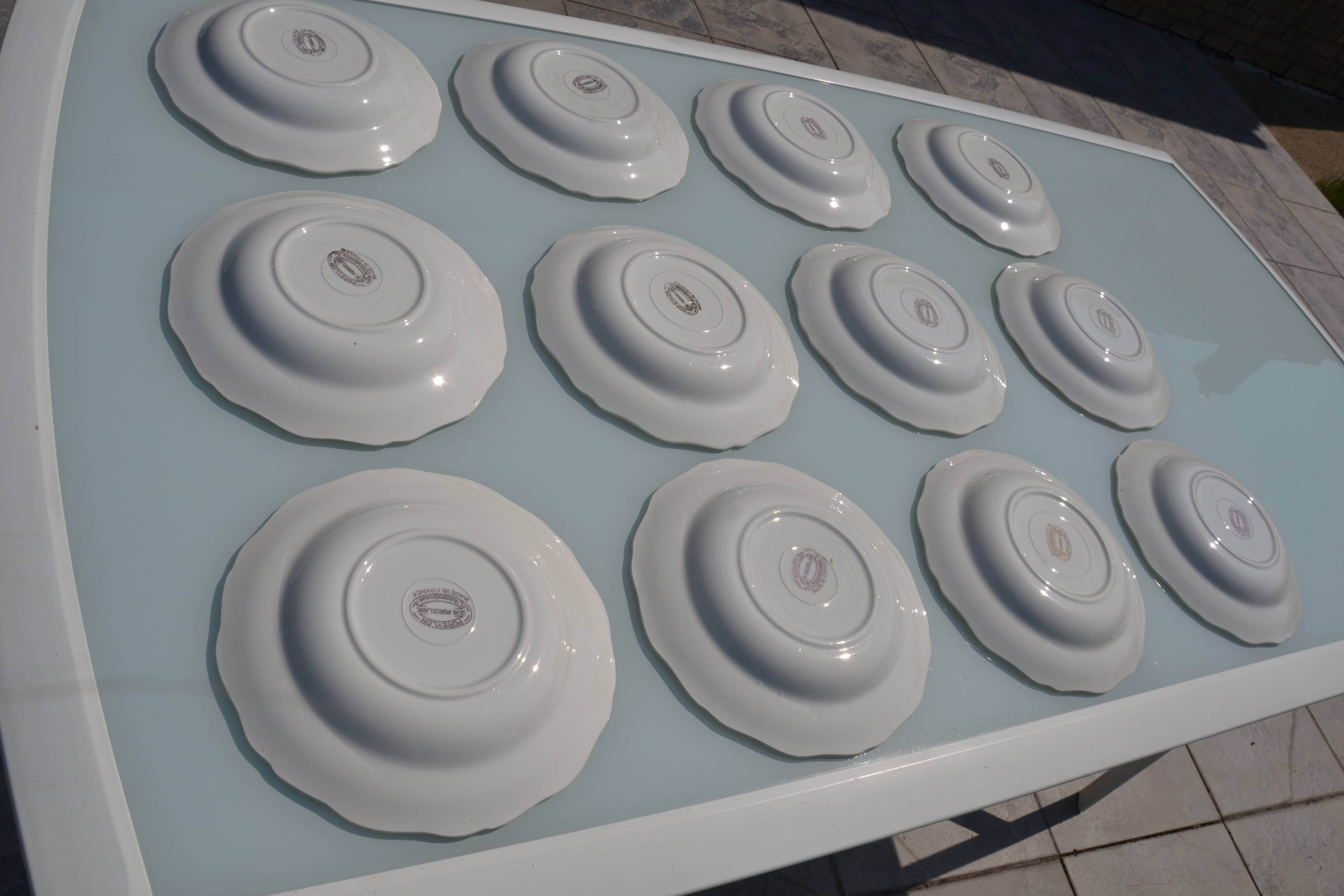 12 green deep plates "l'amandinoise"