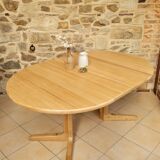 Round table