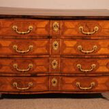 Commode Mazarine Du Début Du 18° Siècle